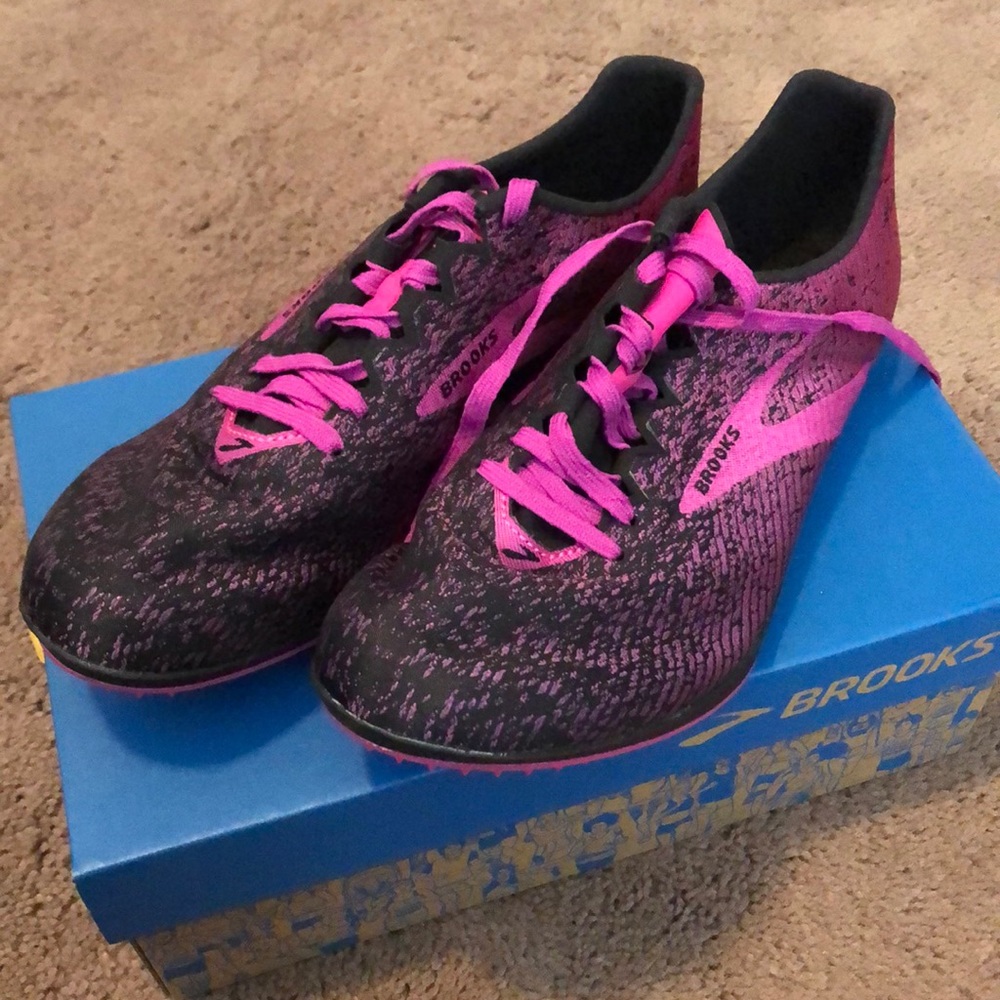 Women’s Brooks Mach 19 cross country/track spikes